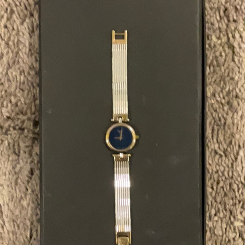 Vintage AUTHENTIC Christian Dior Watch!  Works excellent, new battery too!